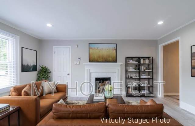 2336 Barry Street - A Gallery 3
