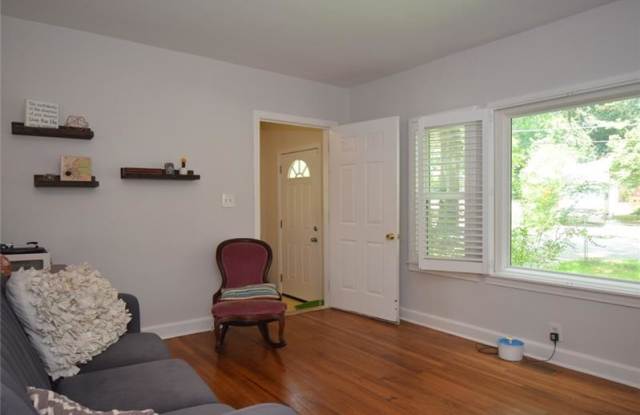488 Oak Drive Gallery 3