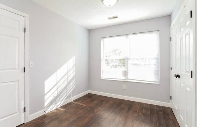 924 East Branch Court Gallery 3
