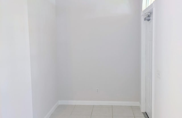 143 MIDDLEBURY Drive Gallery 2