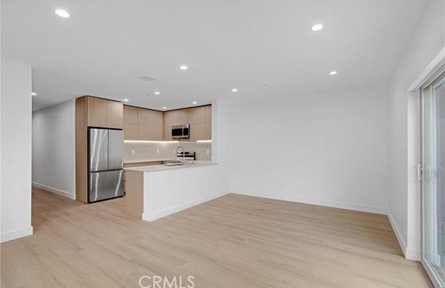 5220 Strohm Avenue Gallery 4