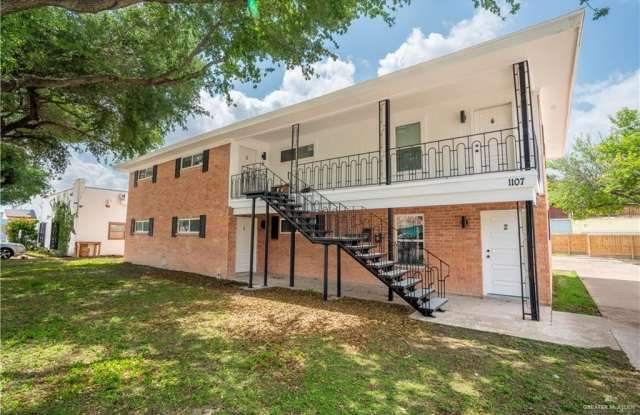1107 Shasta Avenue photos photos
