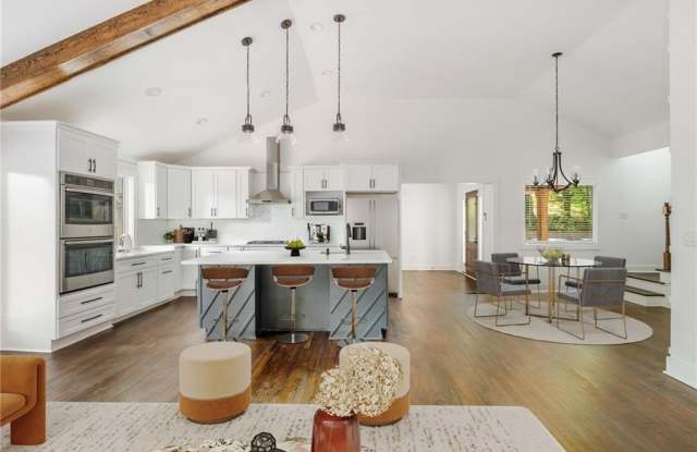 1461 Lively Ridge Road NE Gallery 3