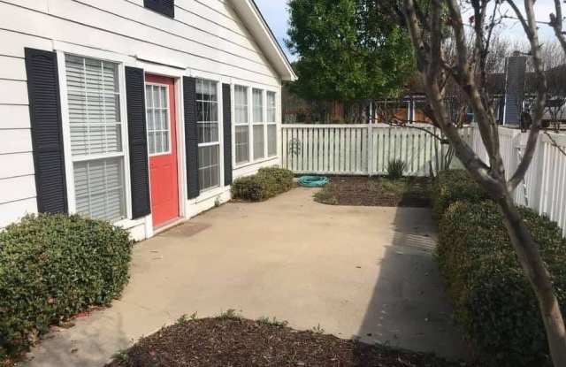 3040 Country Club Road - 3040 Country Club Road, Denton, TX 76210 3040 Country Club Road - 3040 Country Club Road, Denton, TX 76210