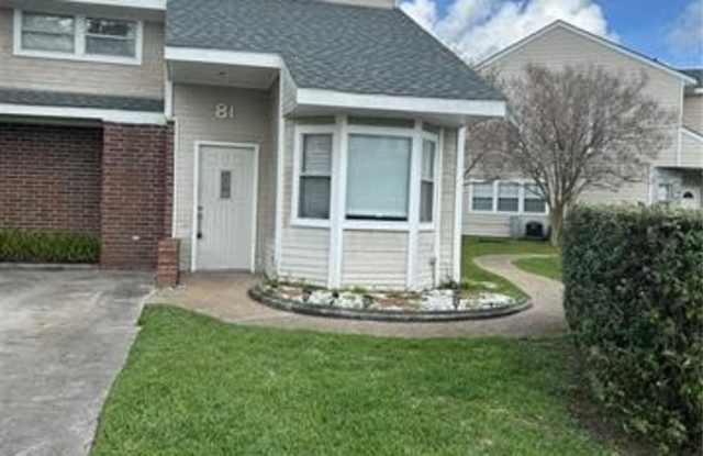 81 LAKE LYNN Drive photos photos