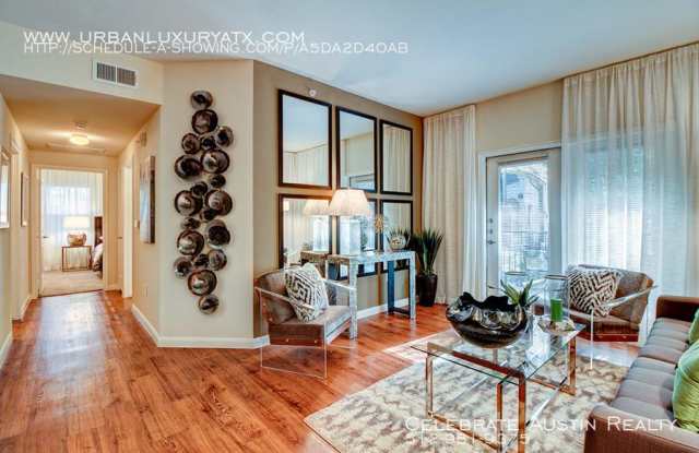 633 E. Stassney Gallery 2