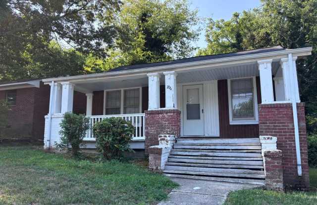 3-bedroom Close to South Elm Street photos photos 3-bedroom Close to South Elm Street photos photos
