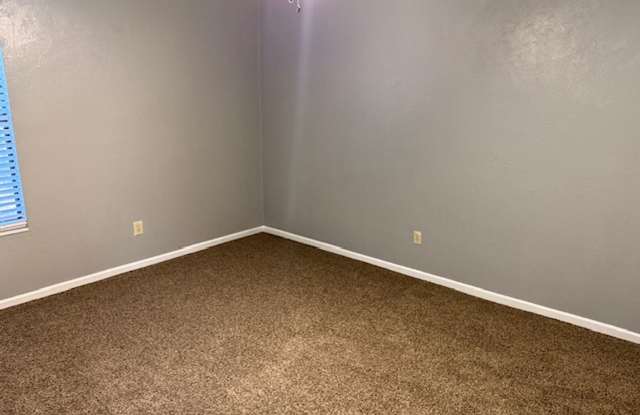 Duplex NW off Fred George photos photos Duplex NW off Fred George photos photos