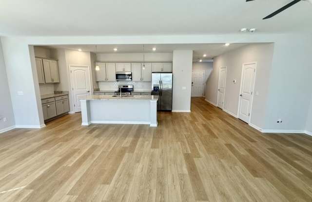 304 Creek Way Gallery 4
