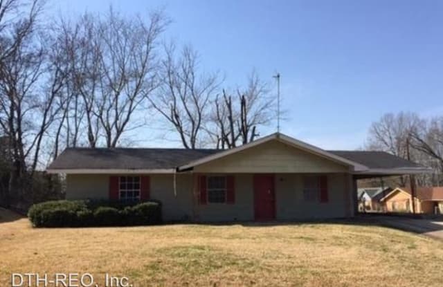 495 W Hill Drive - 495 West Hill Drive, Jackson, MS 39209