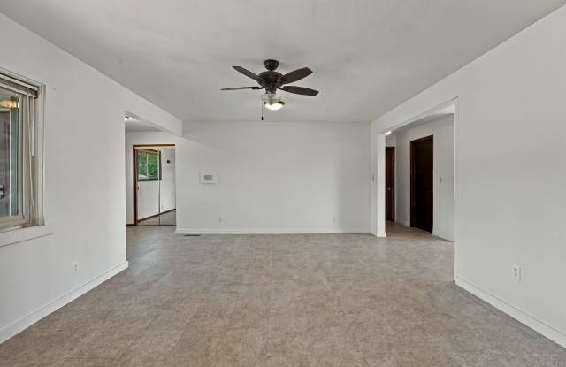 57926 South Bachelor Flat Road Gallery 4