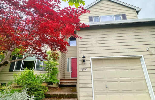 Gorgeous 4-Bedroom, 2.5-Bathroom House in Beaverton photos photos