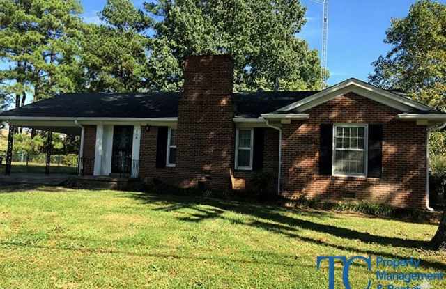 Your Winter Retreat - 158 Edenwood Drive, Jackson, TN 38301