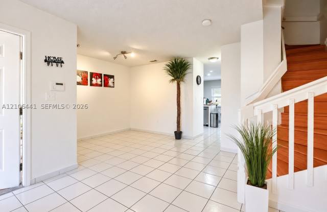 6306 SW 138th Pl Gallery 2