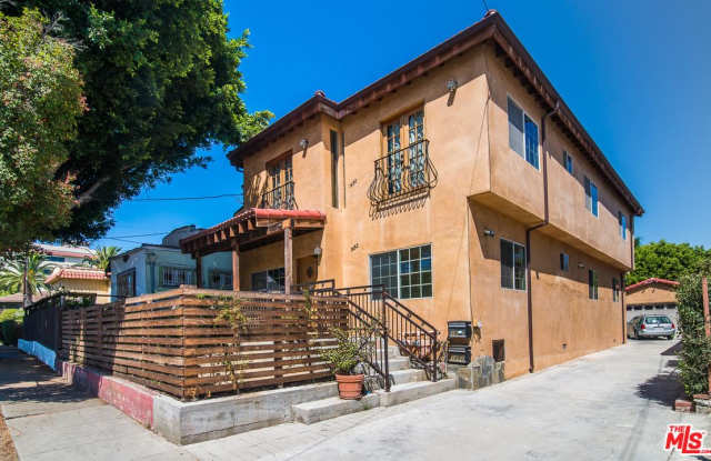 1652 TALMADGE Street Gallery 2