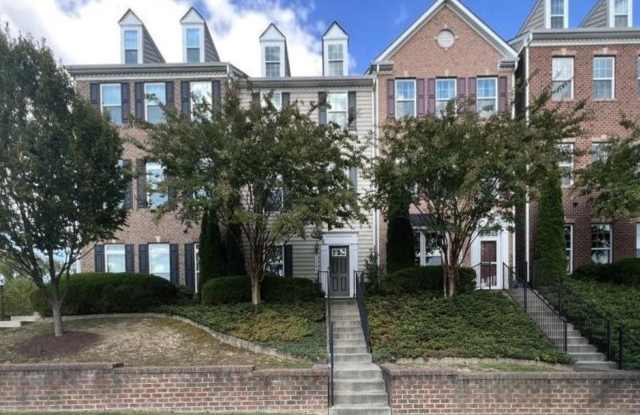 7484 WILLOW BOTTOM Road Gallery 1