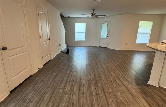 667 BAY LEAF DRIVE Gallery 3