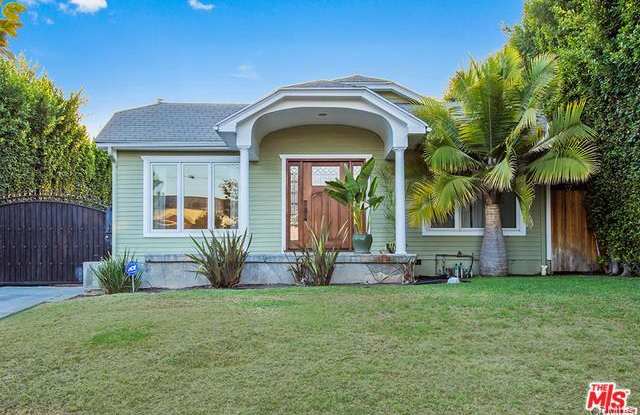 647 North Lucerne Boulevard Gallery 3
