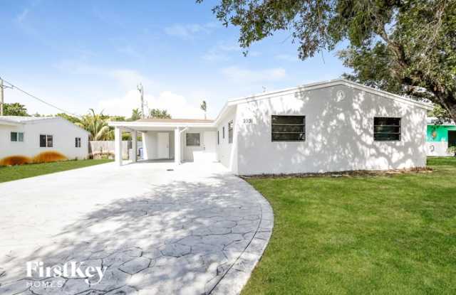 2931 North 66th Avenue photos photos