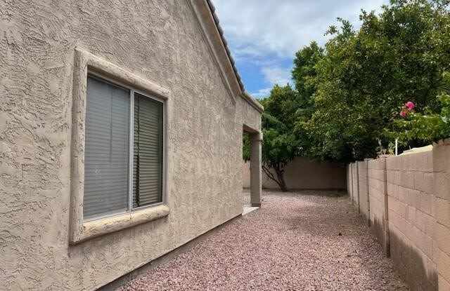 19309 N 60TH Avenue Gallery 4