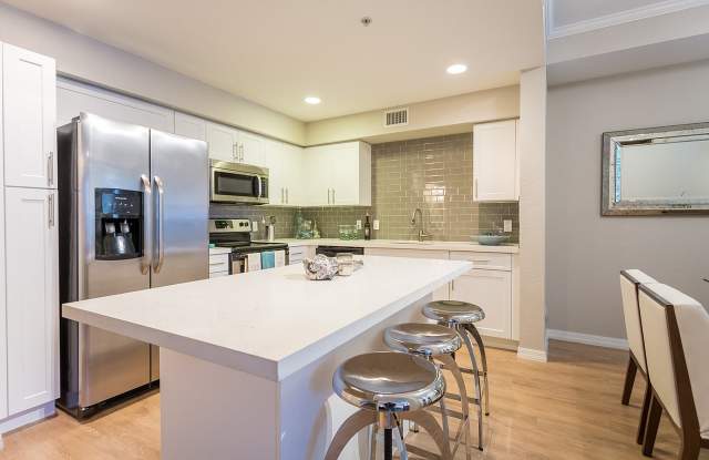 Solero at Plantation photos photos