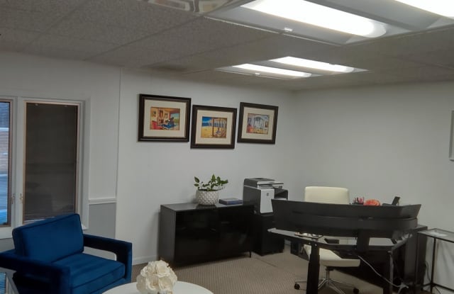 32 N West St - 203-A - 32 North West Street, Waukegan, IL 60085