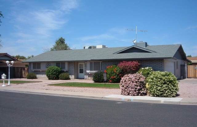 1556 E GLADE Avenue - 1556 East Glade Avenue, Mesa, AZ 85204