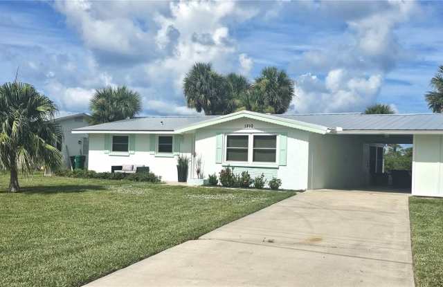 1210 S MARYKNOLL Road Gallery 1