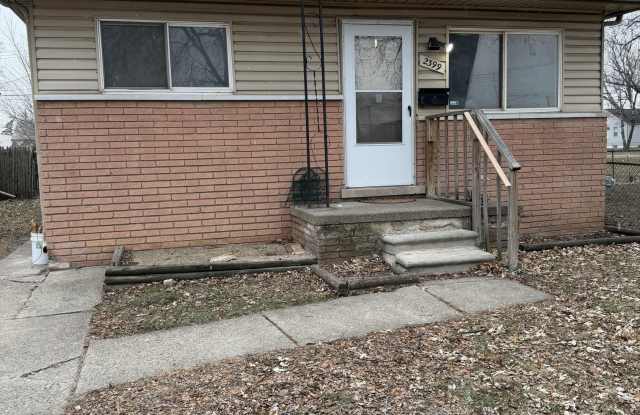 2399 Emmons Avenue photos photos