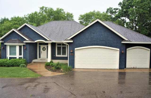 15195 Wayzata Boulevard - 15195 Wayzata Boulevard, Minnetonka, MN 55391