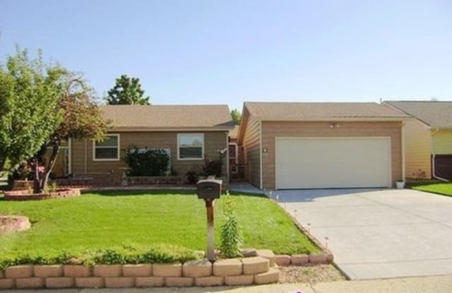 990 E 7th Avenue - 990 East 7th Avenue, Broomfield, CO 80020