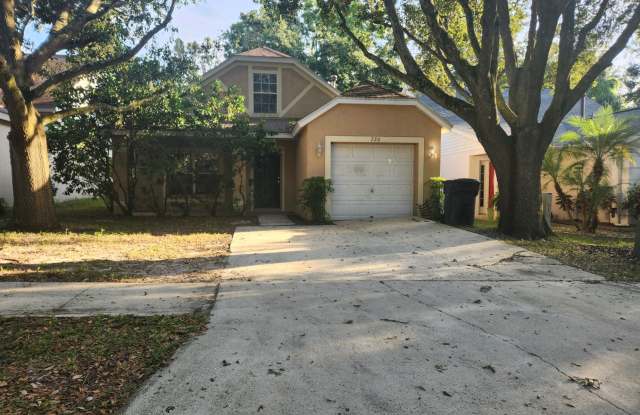 720 Cape Cod Cir - 720 Cape Cod Circle, Valrico, FL 33594