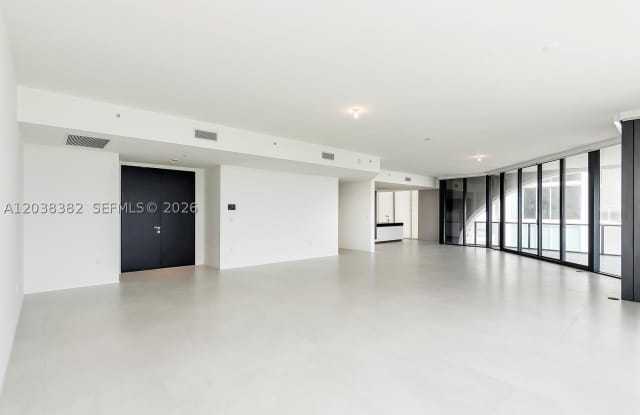 1000 Biscayne Blvd Gallery 3