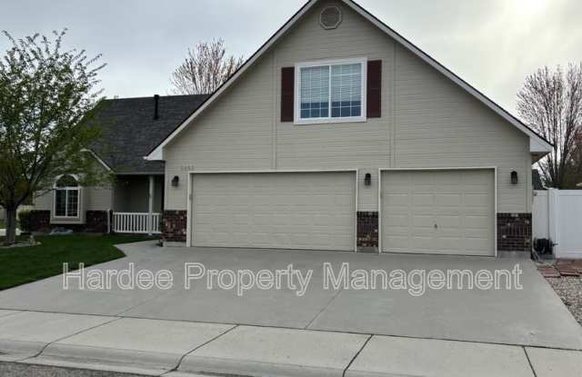 2252 N Oconner Ave photos photos