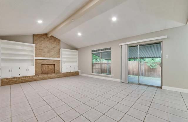 10307 E Rutland Village photos photos