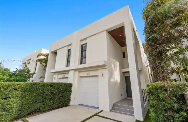 3276 Day Ave photos photos