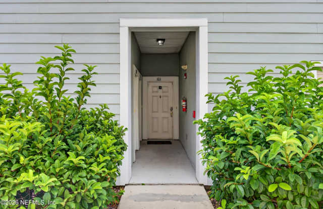 7047 DEER LODGE Circle Gallery 3