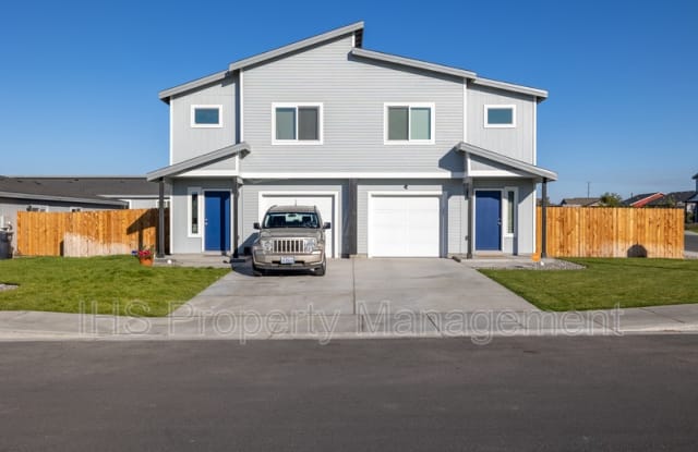 2512 Blaine St - 2512 Blaine Street, Pasco, WA 99301