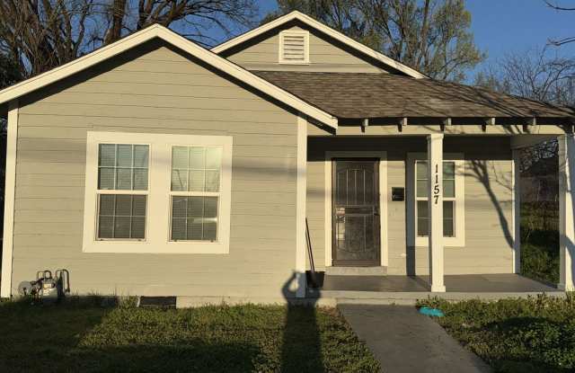 NO SECURITY DEPOSIT! New Rental Opportunity in Memphis! - 1157 North Evergreen Street, Memphis, TN 38108