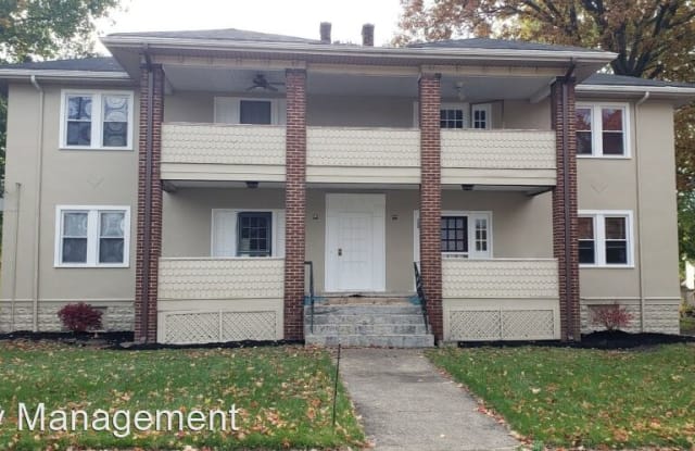 129 E. Broadway Ave. - 129 East Broadway Avenue, Girard, OH 44420