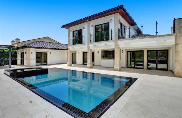 415 Holiday Dr - 415 Holiday Drive, Hallandale Beach, FL 33009