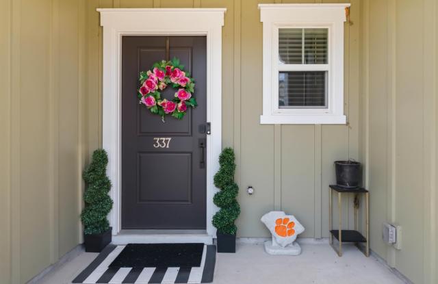 337 Nettle Lane Gallery 3