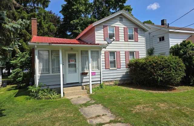 112 E PLUM Street photos photos