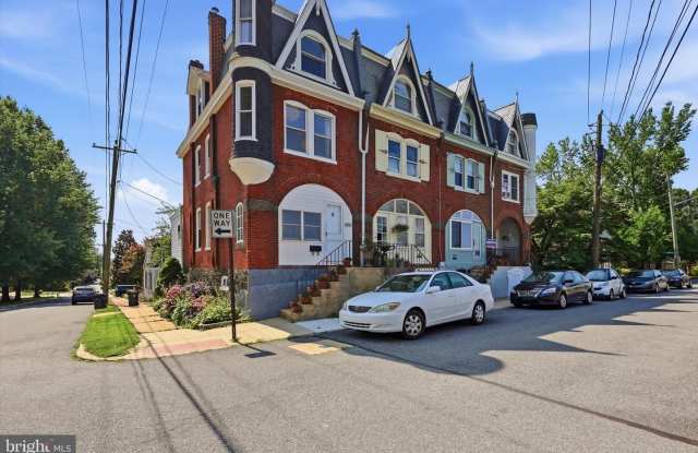 1810 MT SALEM LN Gallery 1
