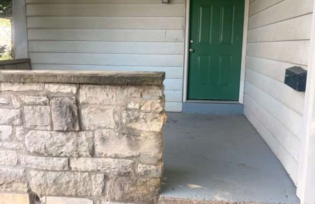 2548 Hiawatha Street| rent $1200 Gallery 4