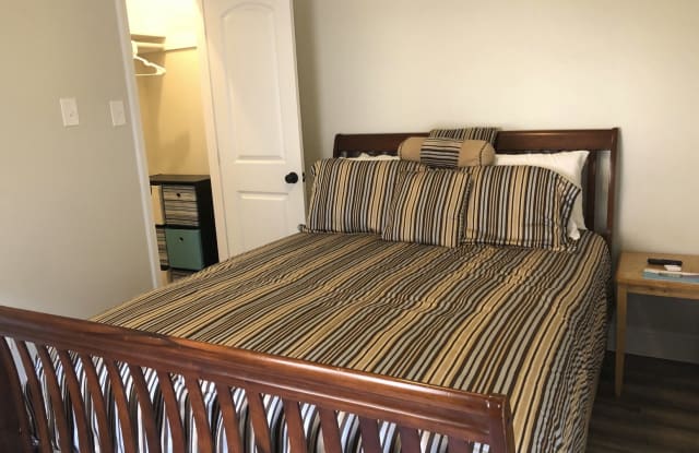 916 St. Ferdinand St.a, New Orleans, La. 70117 - 916 Saint Ferdinand Street, New Orleans, LA 70117