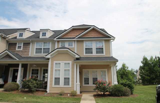 Exclusively Offered by Muse Realty, LLC photos photos