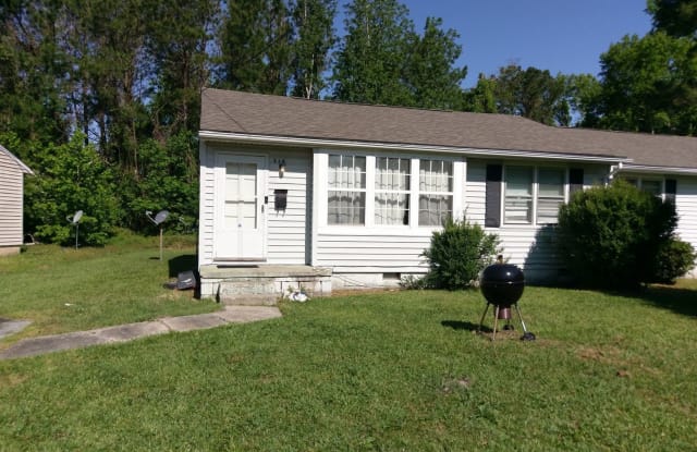 718 New River Dr - 718 New River Dr, Jacksonville, NC 28540