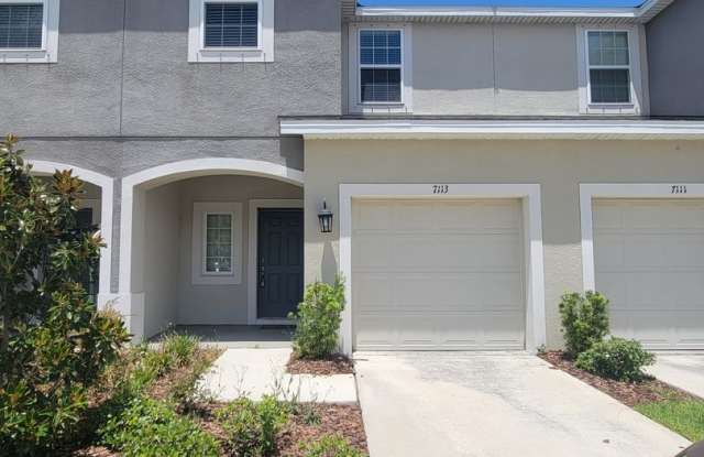 3/2.5/1 Townhome in NW Riverview photos photos