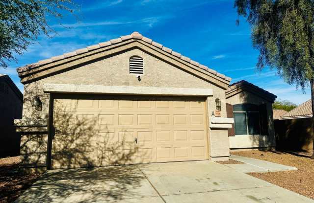 New Flooring! Single level 3 bed in Camelback Ranch! - 11320 West Brittlewood Drive, Phoenix, AZ 85037